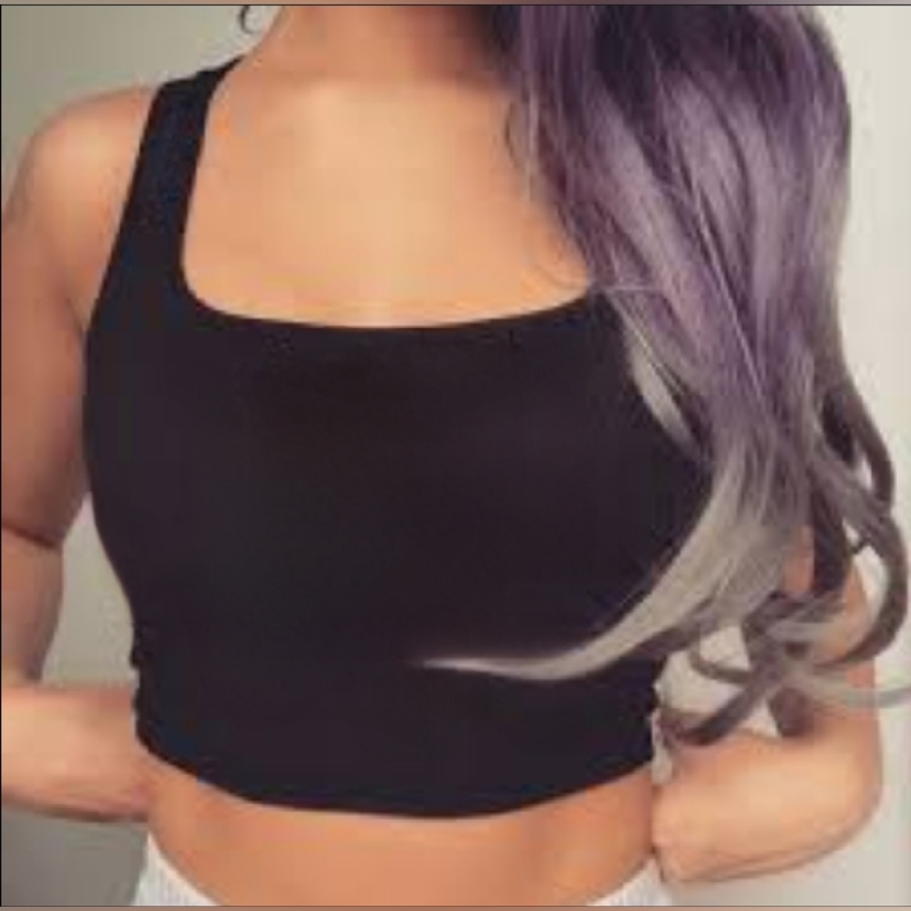 Black Laced Padded Crop Top - Picture 2 of 4